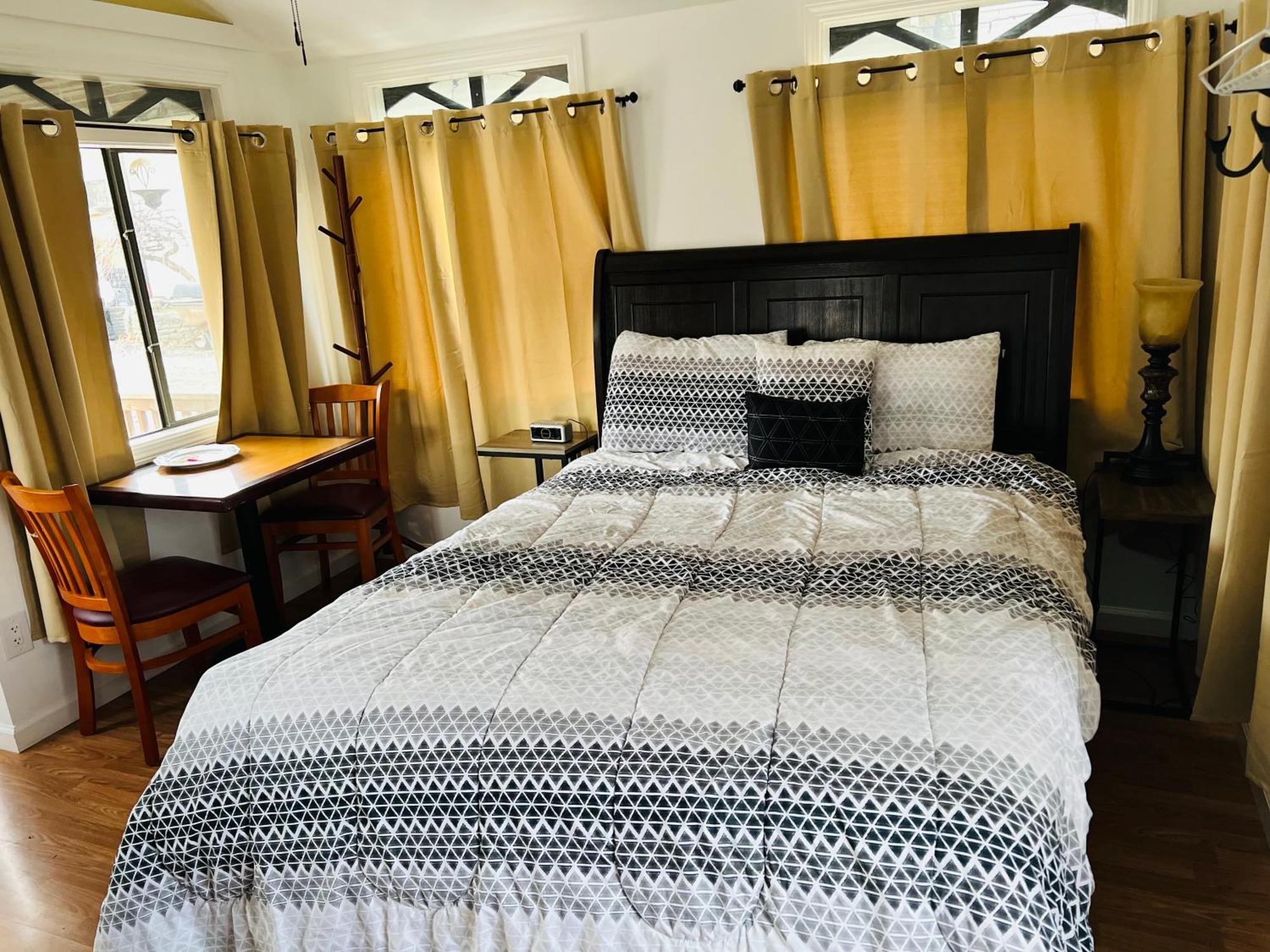 Micosta Leisure Inn Hudson Zewnętrze zdjęcie